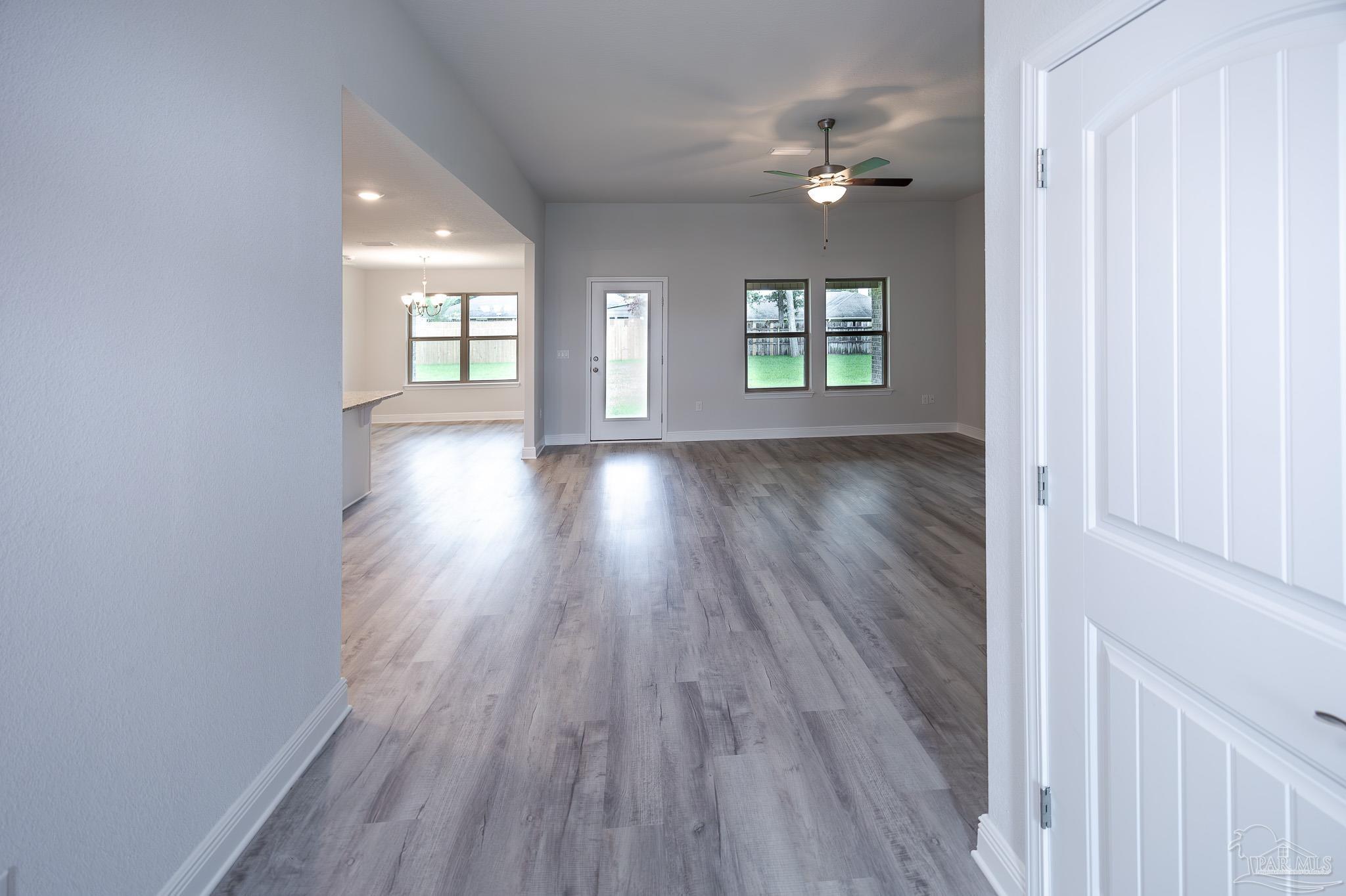 6045 Parsonage Circle Milton, FL 32570 - Photo 9 of 39