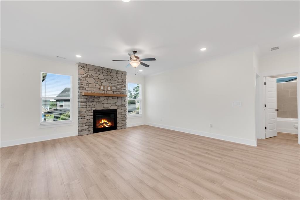 532 Redfish Way Hoschton, GA 30548 - Photo 8 of 53