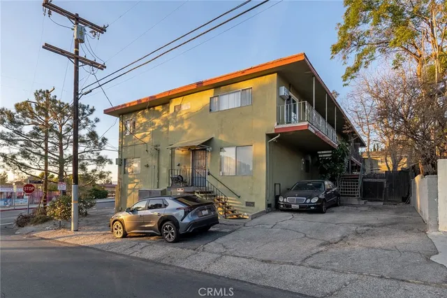 a car parked in front of a house