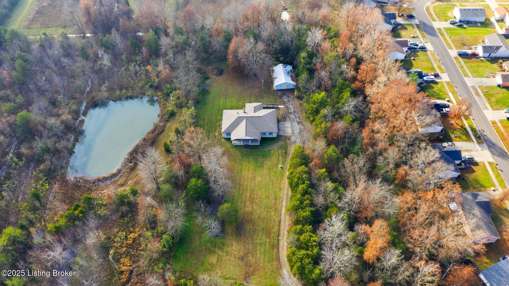413 Beech Grv Road Shepherdsville, KY 40165 - Photo 3 of 34 Aerial View