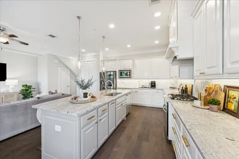 $799,000 | 8316 Barberry Branch Street, Houston, TX 77055