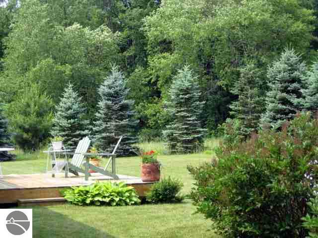 11415 Rickerd Court Williamsburg, MI 49690 - Photo 13 of 16 1736578-12.JPG