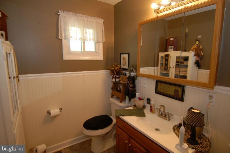 10538 Rixeyville Road Culpeper, VA 22701 - Photo 8 of 23 Bath