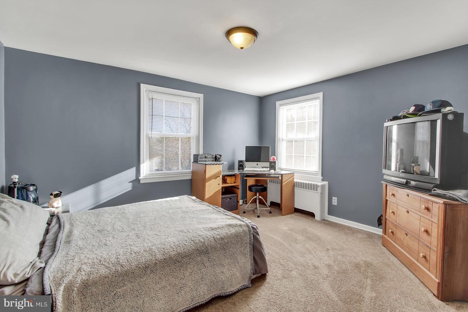 611 Locust Grove Road York, PA 17402 - Photo 12 of 26 Gallery Image 12