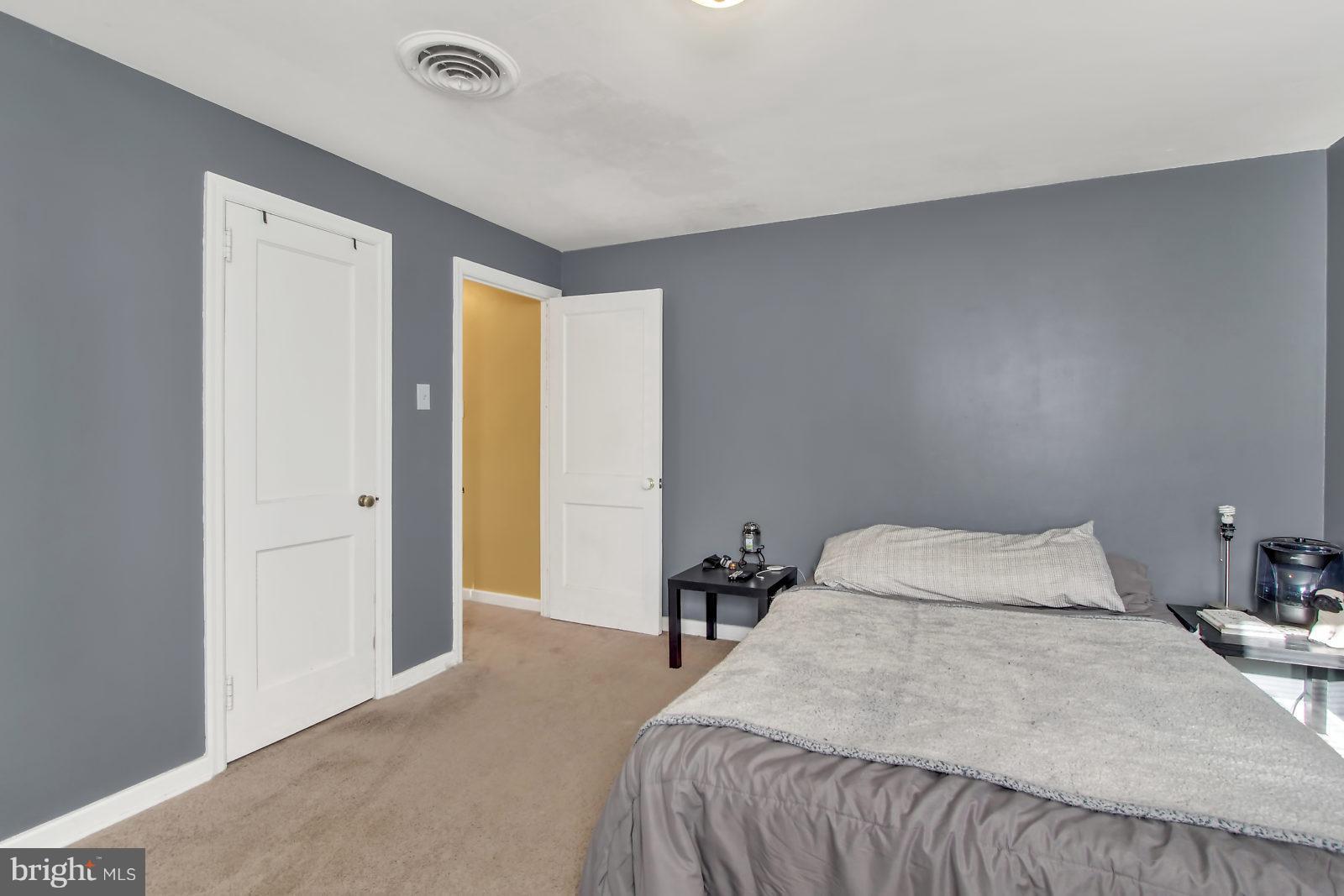 611 Locust Grove Road York, PA 17402 - Photo 13 of 26 Gallery Image 13