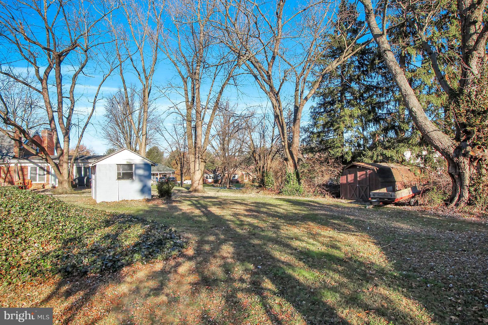 611 Locust Grove Road York, PA 17402 - Photo 21 of 26 Gallery Image 21