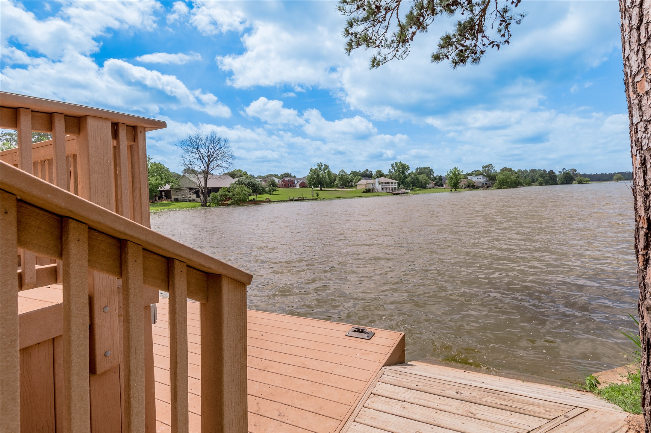 208 Waters Edge Huntsville, TX 77340 - Photo 26 of 28