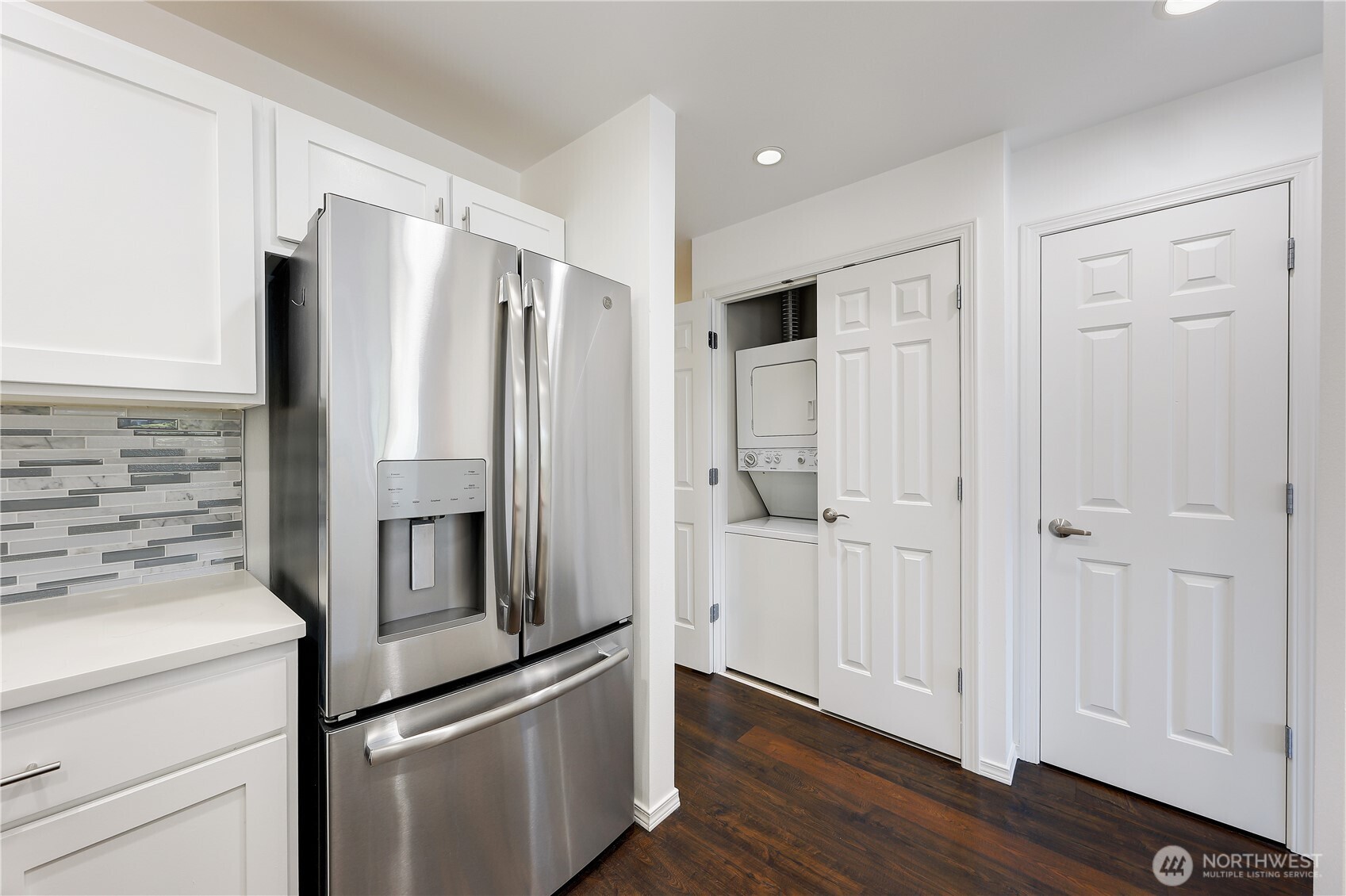 4026 Stone Way North, Unit 501 Seattle, WA 98103 - Photo 11 of 38