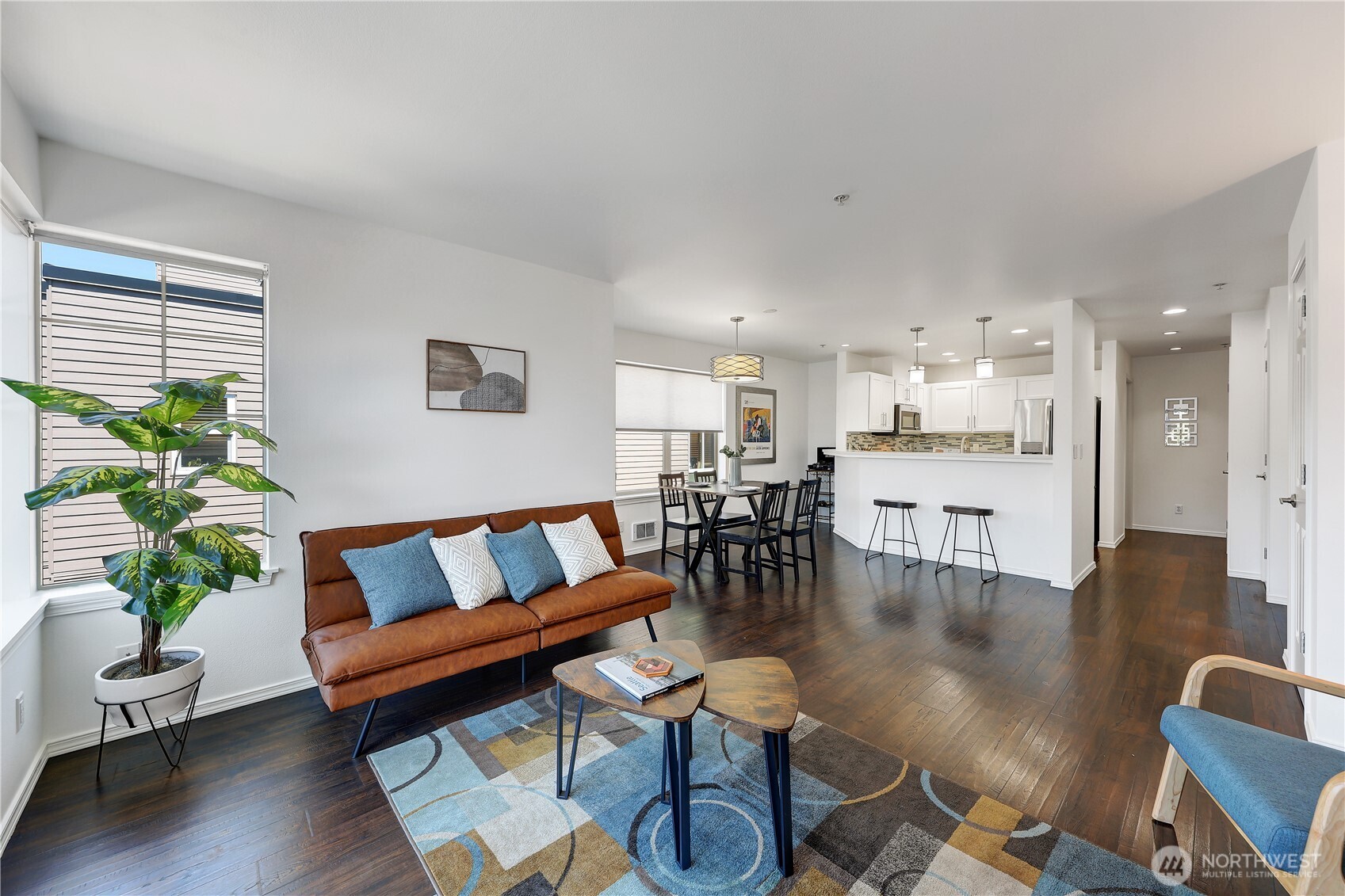 4026 Stone Way North, Unit 501 Seattle, WA 98103 - Photo 2 of 38