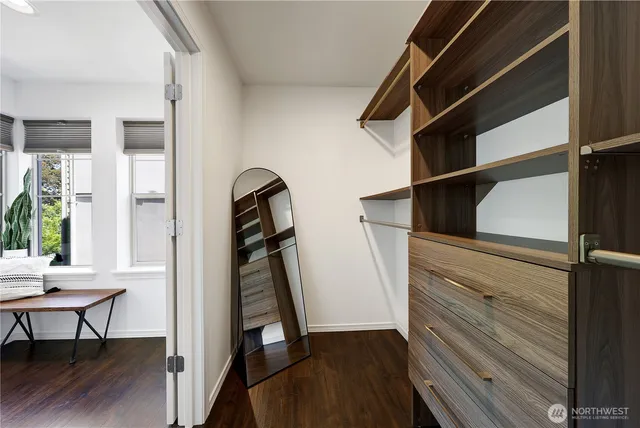 $775,000 | 4026 Stone Way North, Unit 501, Seattle, WA 98103