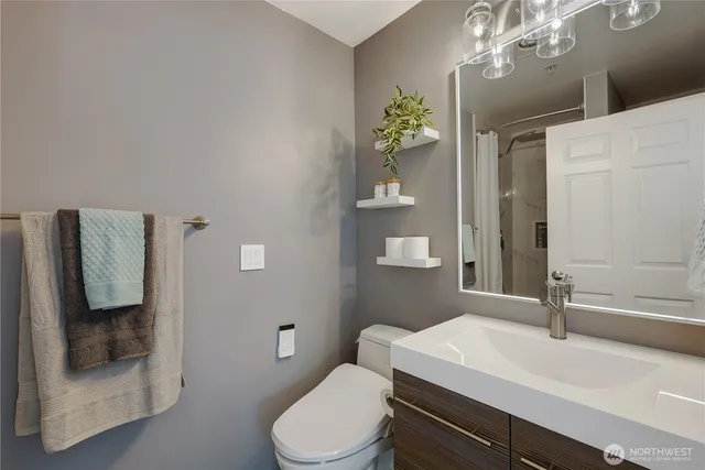 $775,000 | 4026 Stone Way North, Unit 501, Seattle, WA 98103