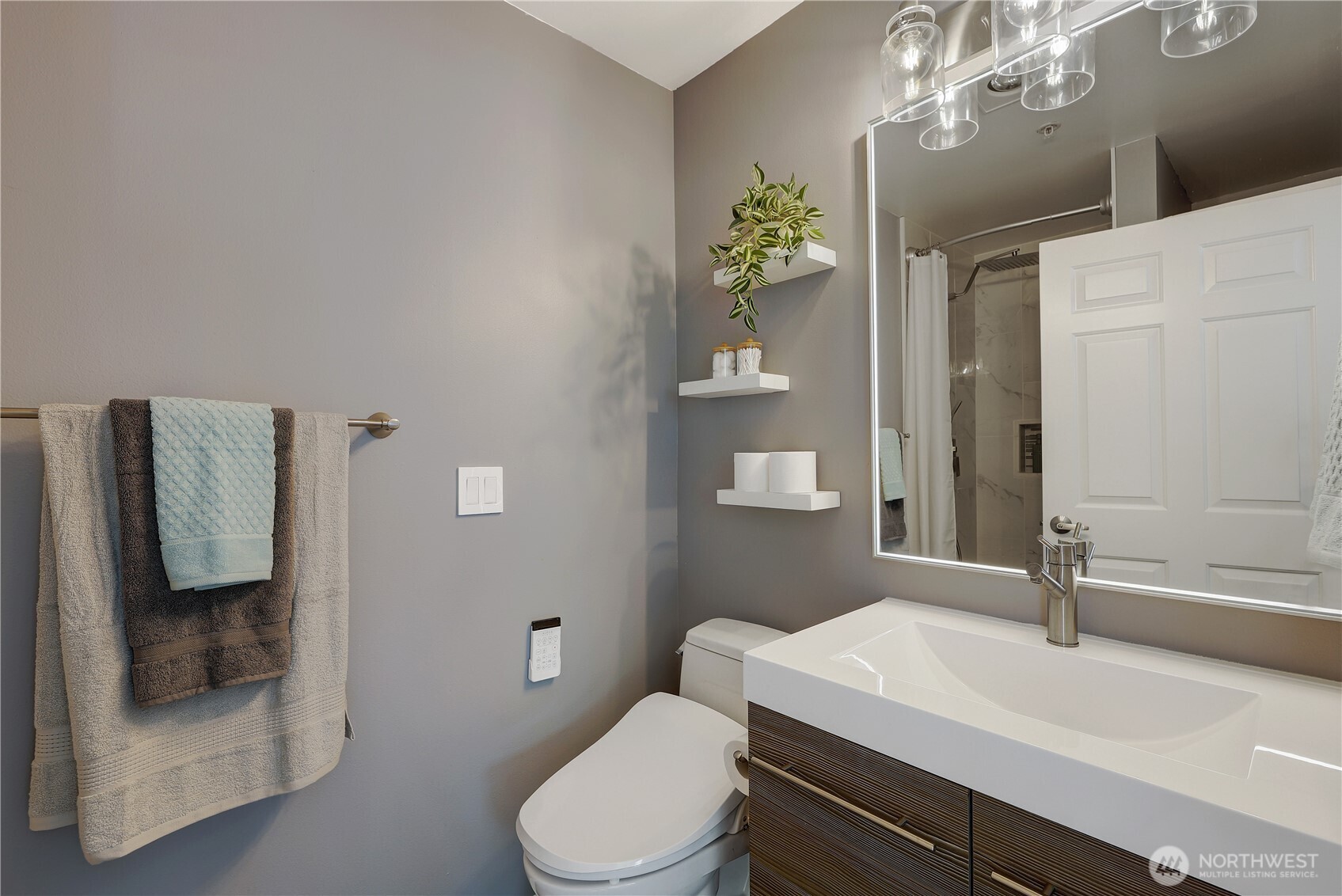 4026 Stone Way North, Unit 501 Seattle, WA 98103 - Photo 23 of 38