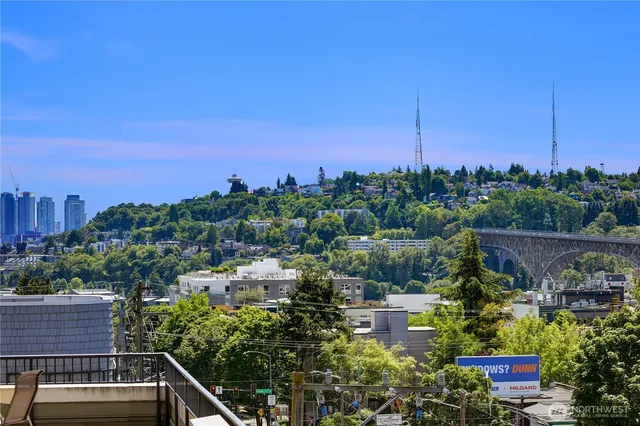 $775,000 | 4026 Stone Way North, Unit 501, Seattle, WA 98103