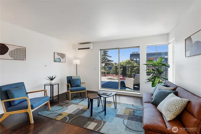 $775,000 | 4026 Stone Way North, Unit 501, Seattle, WA 98103