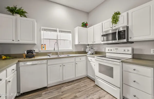 $565,000 | 70 Cassandra Lane, Bluffton, SC 29910