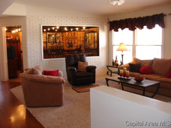 25 Fairview Lane Springfield, IL 62711 - Photo 7 of 18