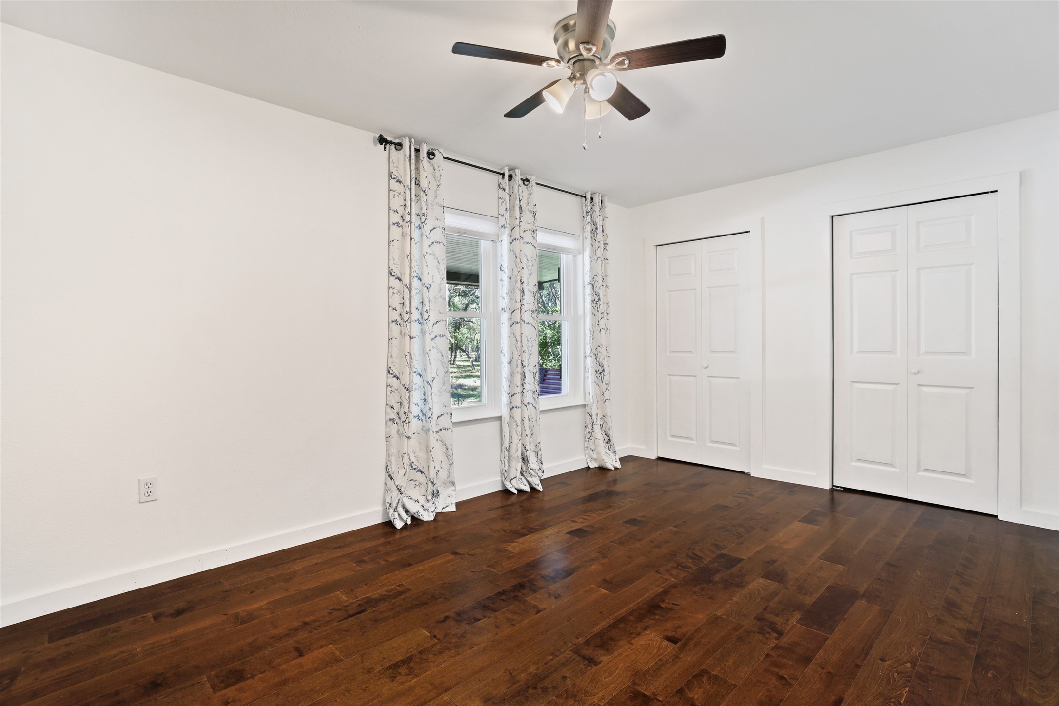 30309 Live Oak Trail Georgetown, TX 78633 - Photo 31 of 40 Bedroom #3