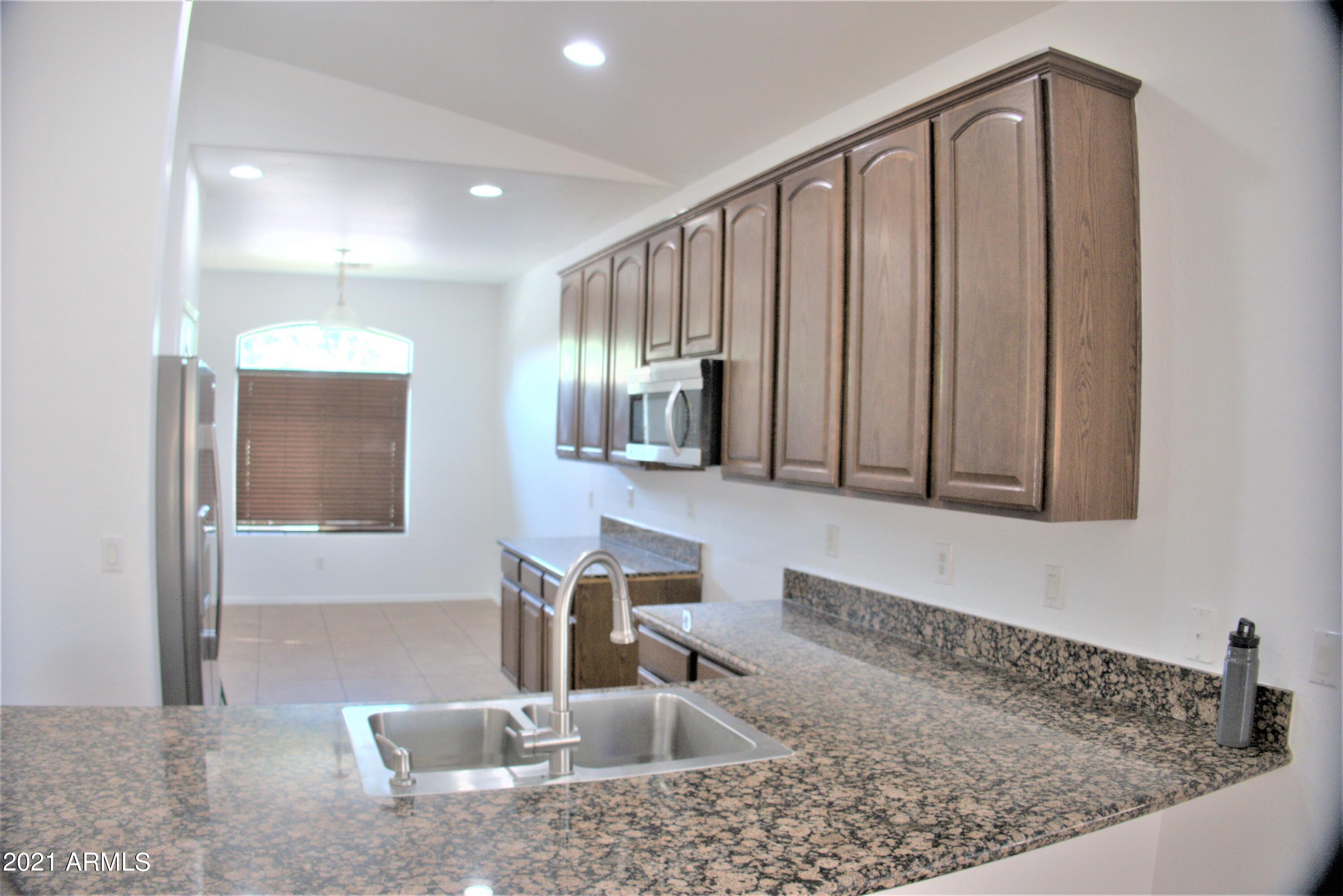 3726 West Apollo Road Phoenix, AZ 85041 - Photo 5 of 11 kitchen