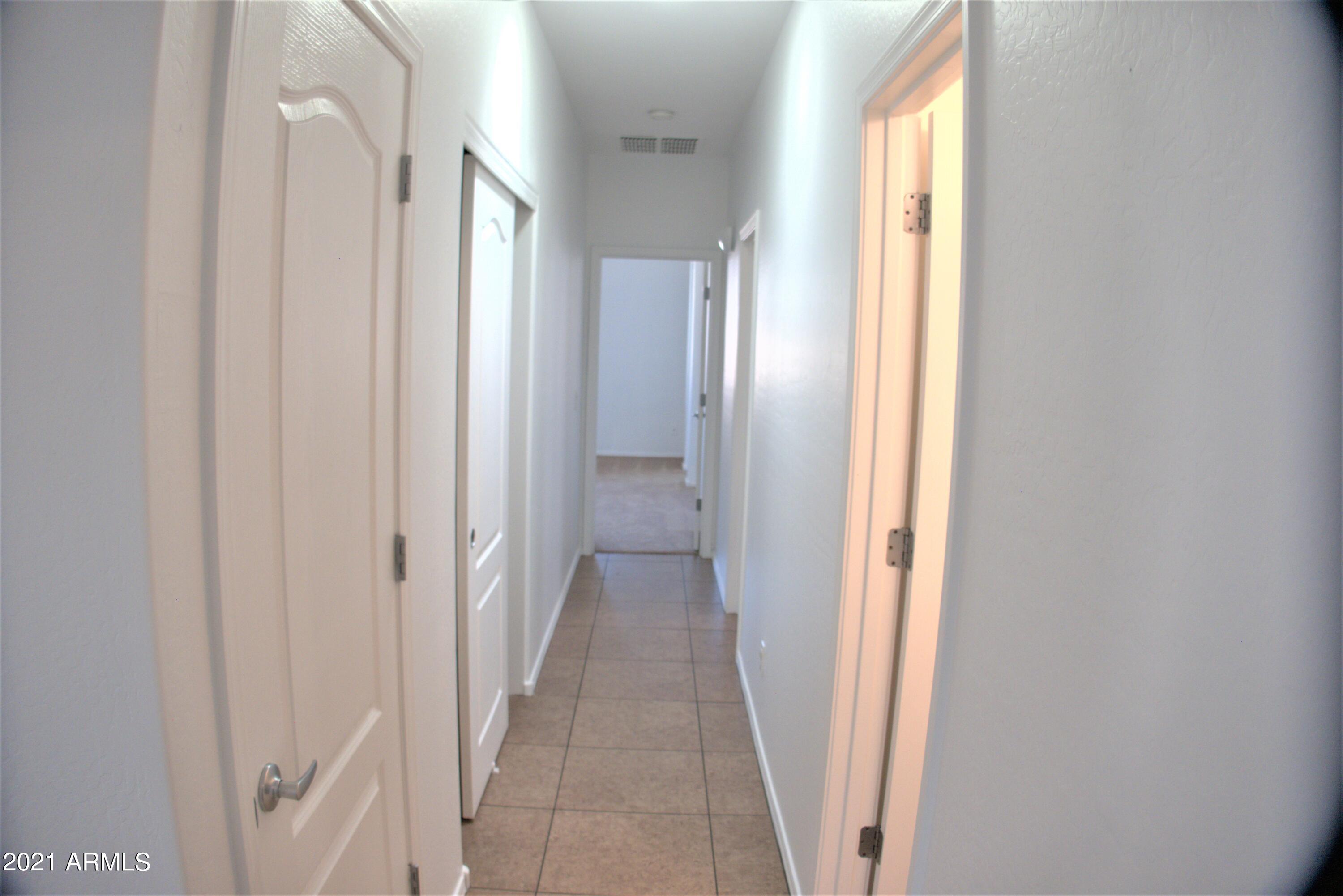 3726 West Apollo Road Phoenix, AZ 85041 - Photo 8 of 11 hallway