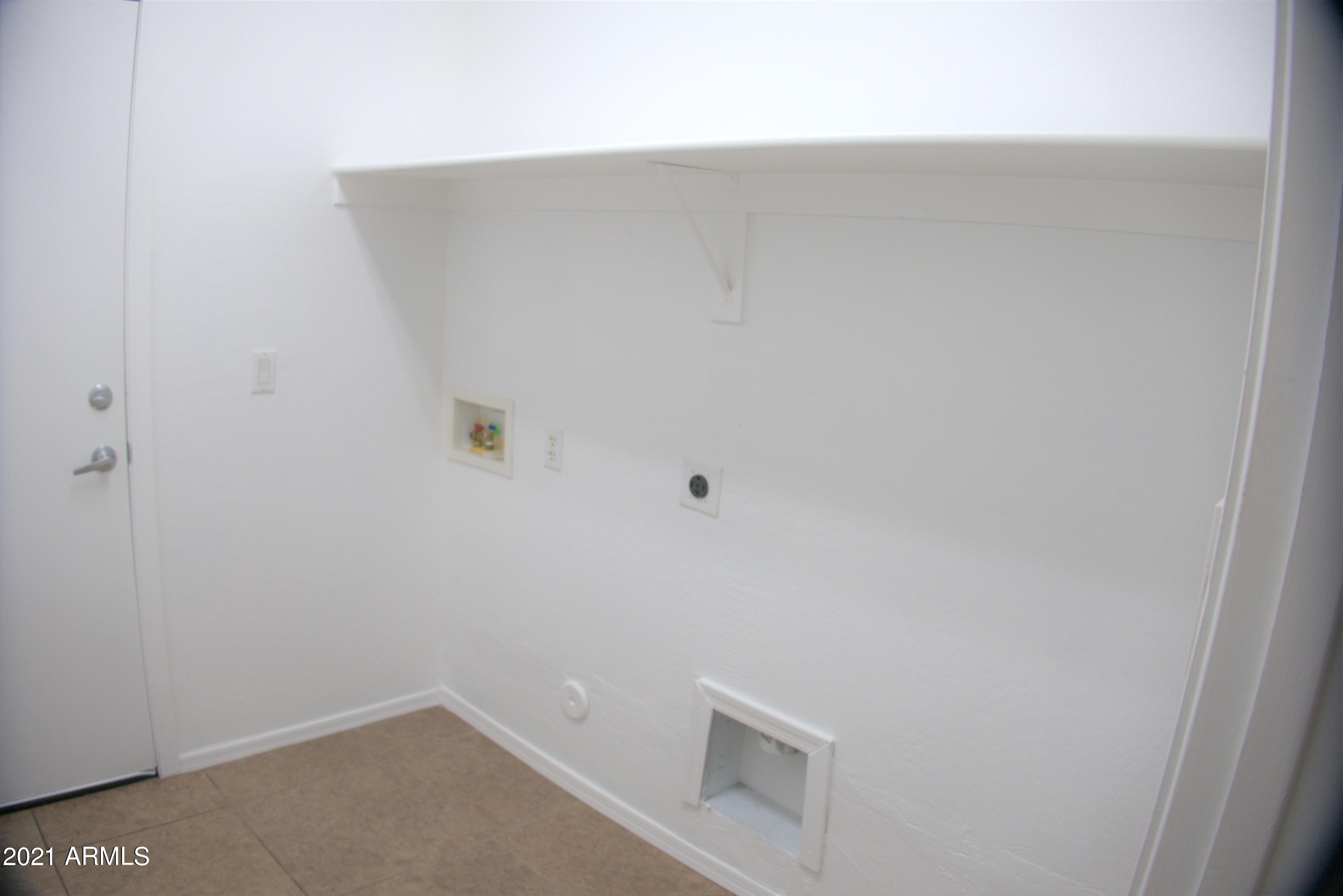 3726 West Apollo Road Phoenix, AZ 85041 - Photo 10 of 11 laundry room