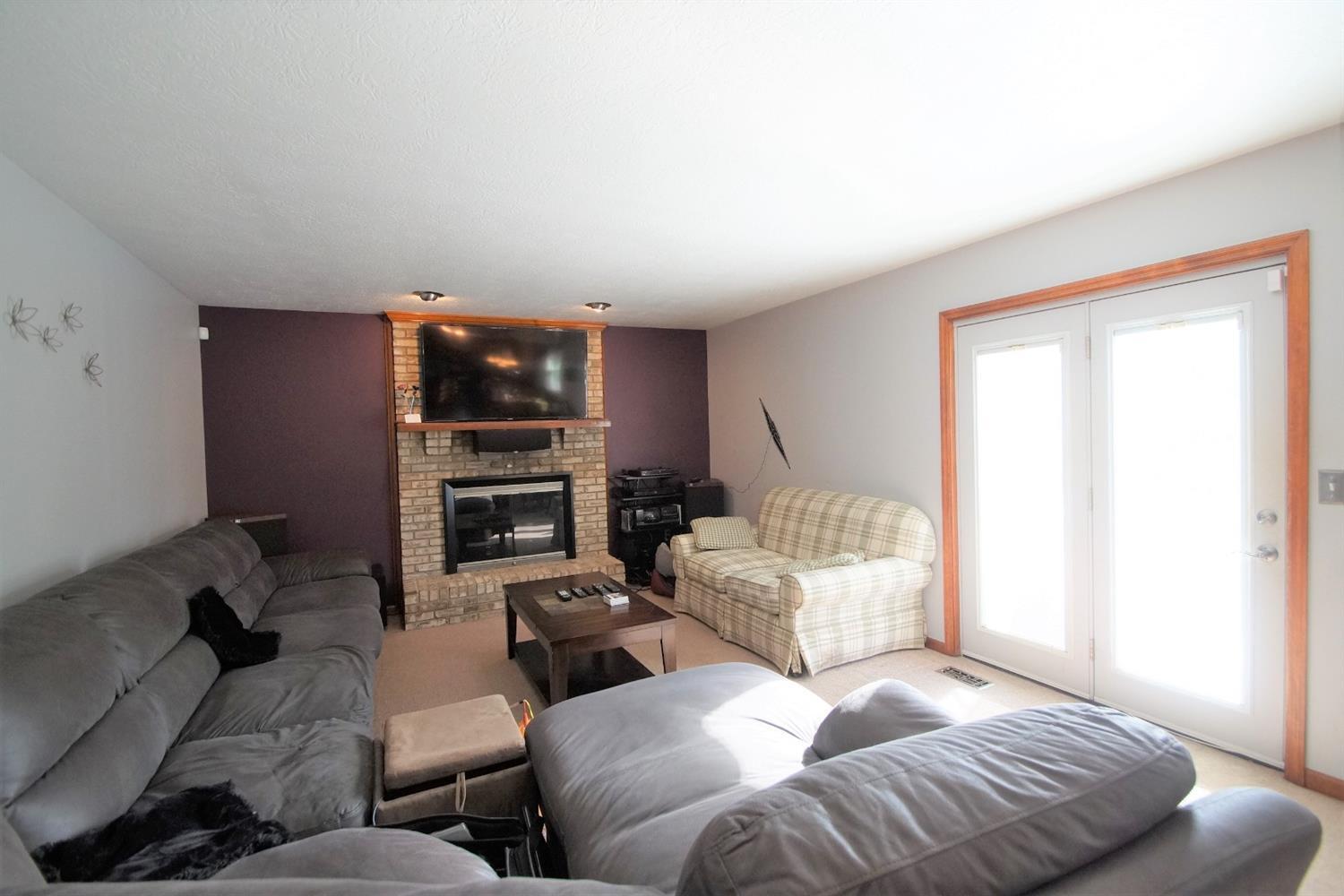 7368 Vinnedge Road Hamilton, OH 45011 - Photo 6 of 17