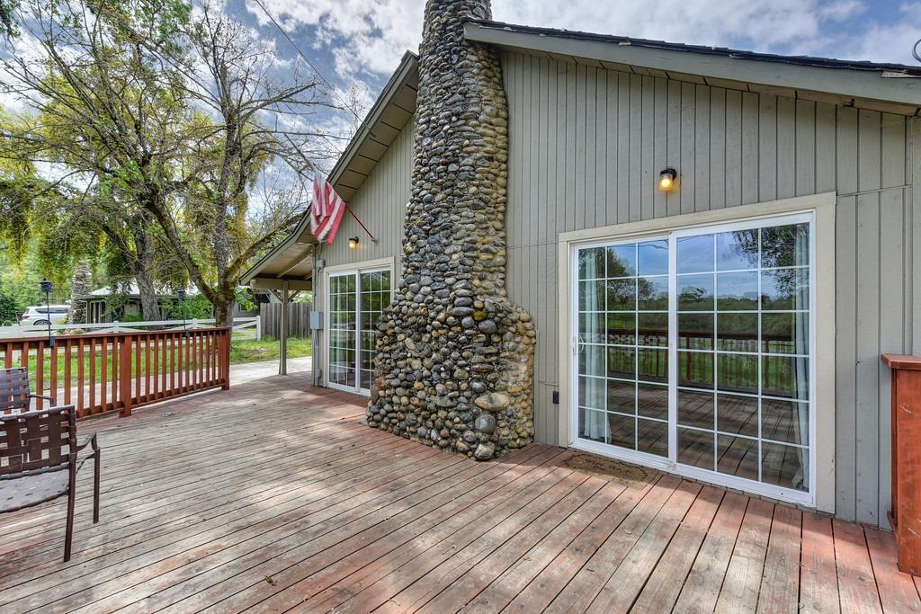 4524 Salmon Falls Road Pilot Hill, CA 95664 - Photo 43 of 47 a view of entryway with wooden floor