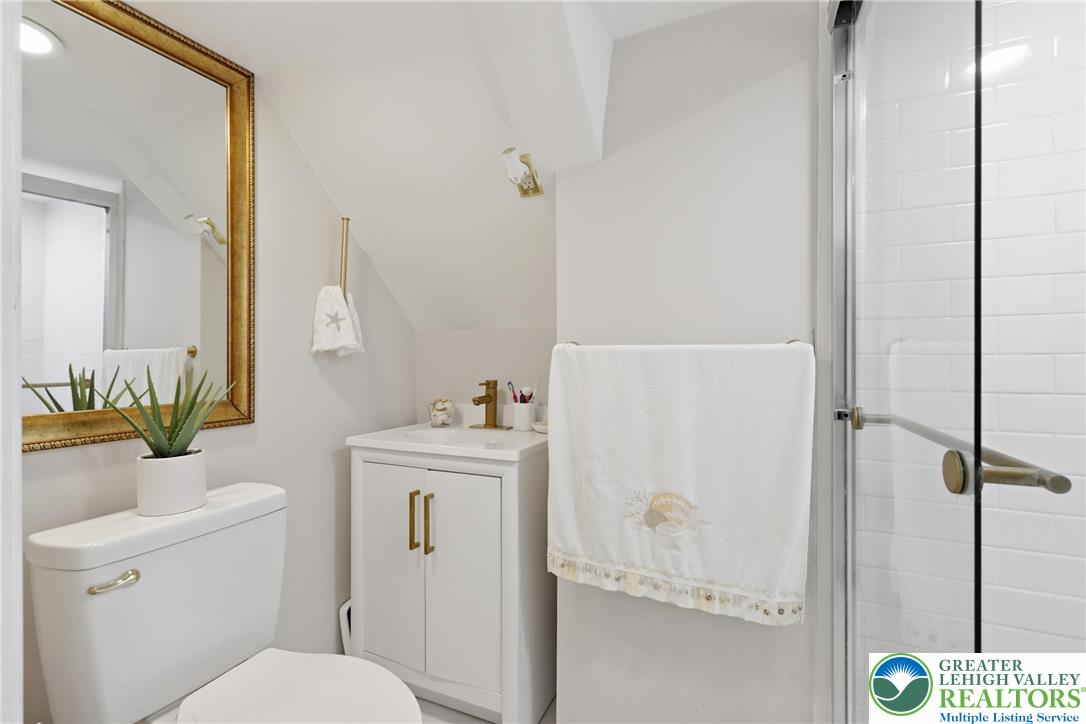 1450 Sculac Road Bethlehem, PA 18020 - Photo 22 of 54