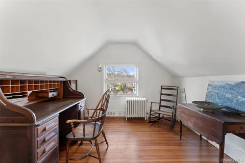 $1,850,000 | 2 Oakwood Place, Scarsdale, NY 10583