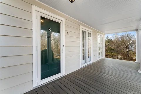 $1,850,000 | 2 Oakwood Place, Scarsdale, NY 10583