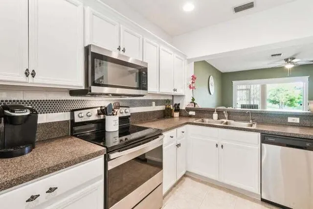 $2,185 | 5032 Palmbrooke Circle, West Palm Beach, FL 33417