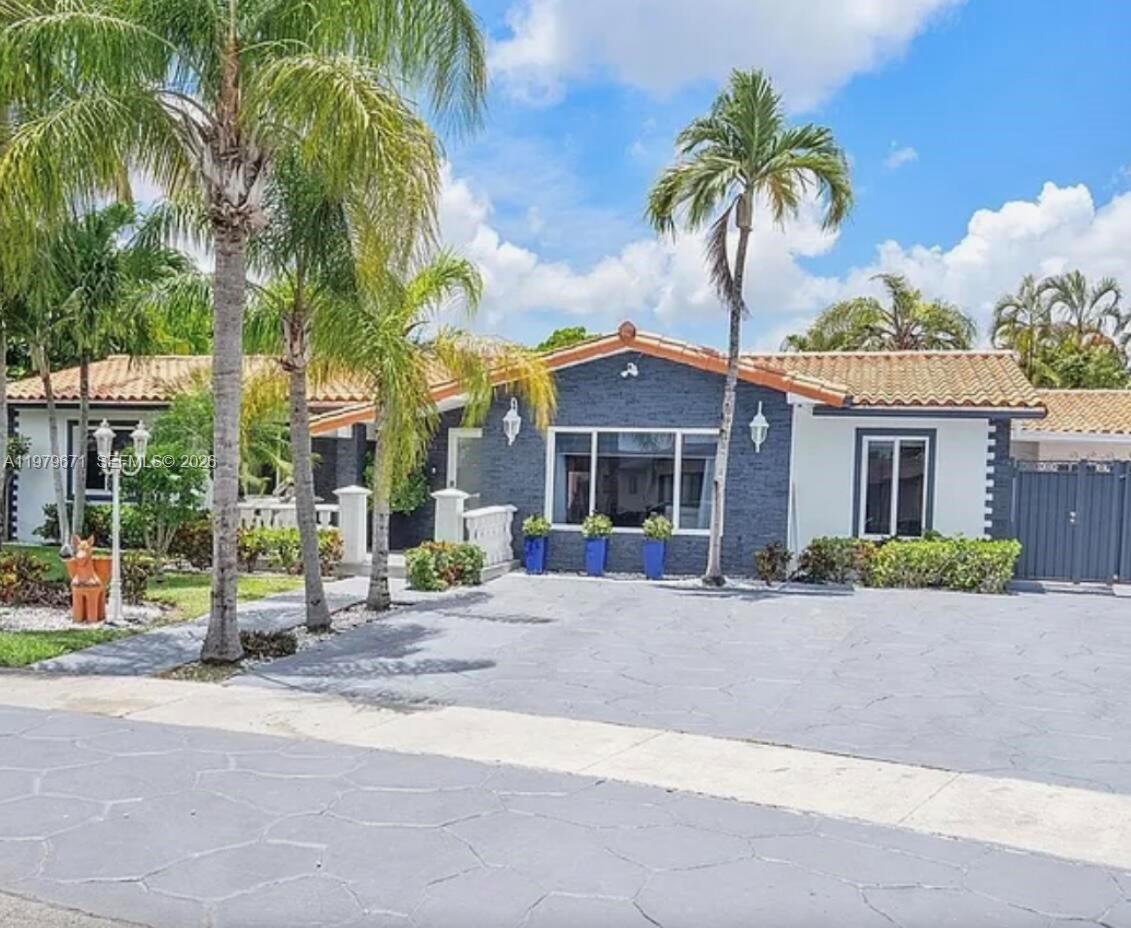 12121 Southwest 107th Street Miami, FL 33186 - Photo 18 of 39