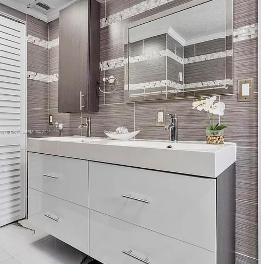 12121 Southwest 107th Street Miami, FL 33186 - Photo 28 of 33