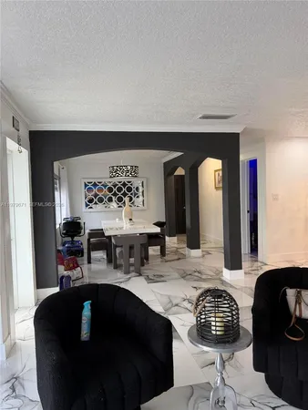 $999,999 | 12121 Southwest 107th Street, Miami, FL 33186