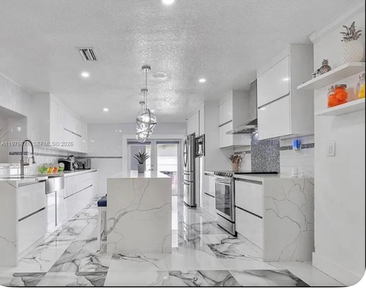 12121 Southwest 107th Street Miami, FL 33186 - Photo 4 of 39