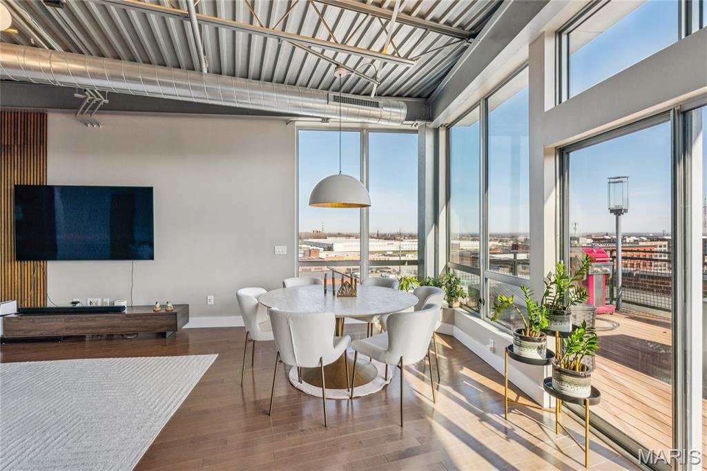 2323 Locust Street, Unit PH600 St. Louis, MO 63103 - Photo 17 of 40