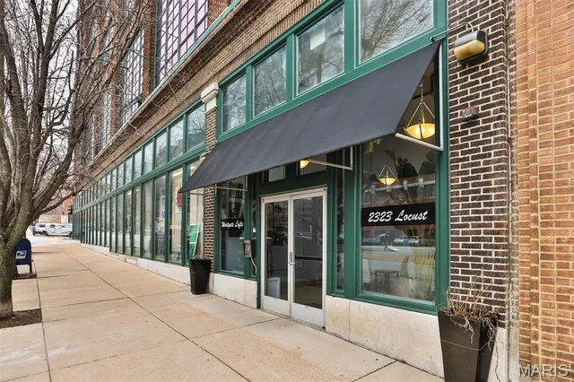 $549,900 | 2323 Locust Street, Unit PH600, St. Louis, MO 63103