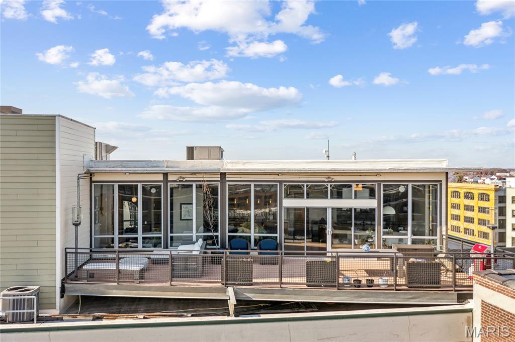 2323 Locust Street, Unit PH600 St. Louis, MO 63103 - Photo 38 of 40