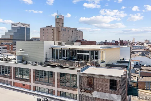 $549,900 | 2323 Locust Street, Unit PH600, St. Louis, MO 63103