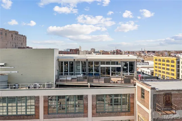 $549,900 | 2323 Locust Street, Unit PH600, St. Louis, MO 63103