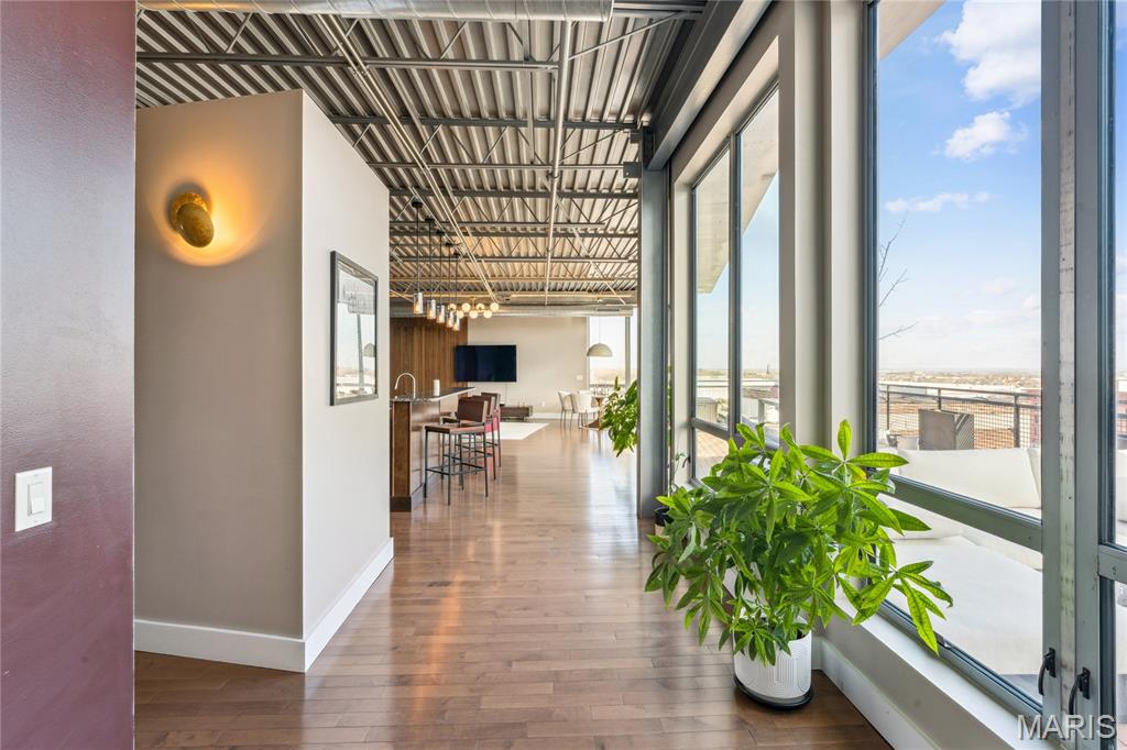 2323 Locust Street, Unit PH600 St. Louis, MO 63103 - Photo 5 of 40