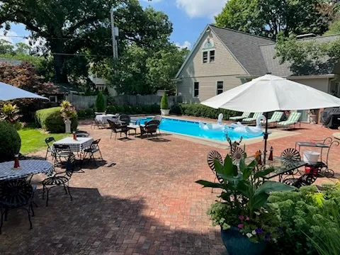 $849,900 | 5 Broadway Place, Normal, IL 61761