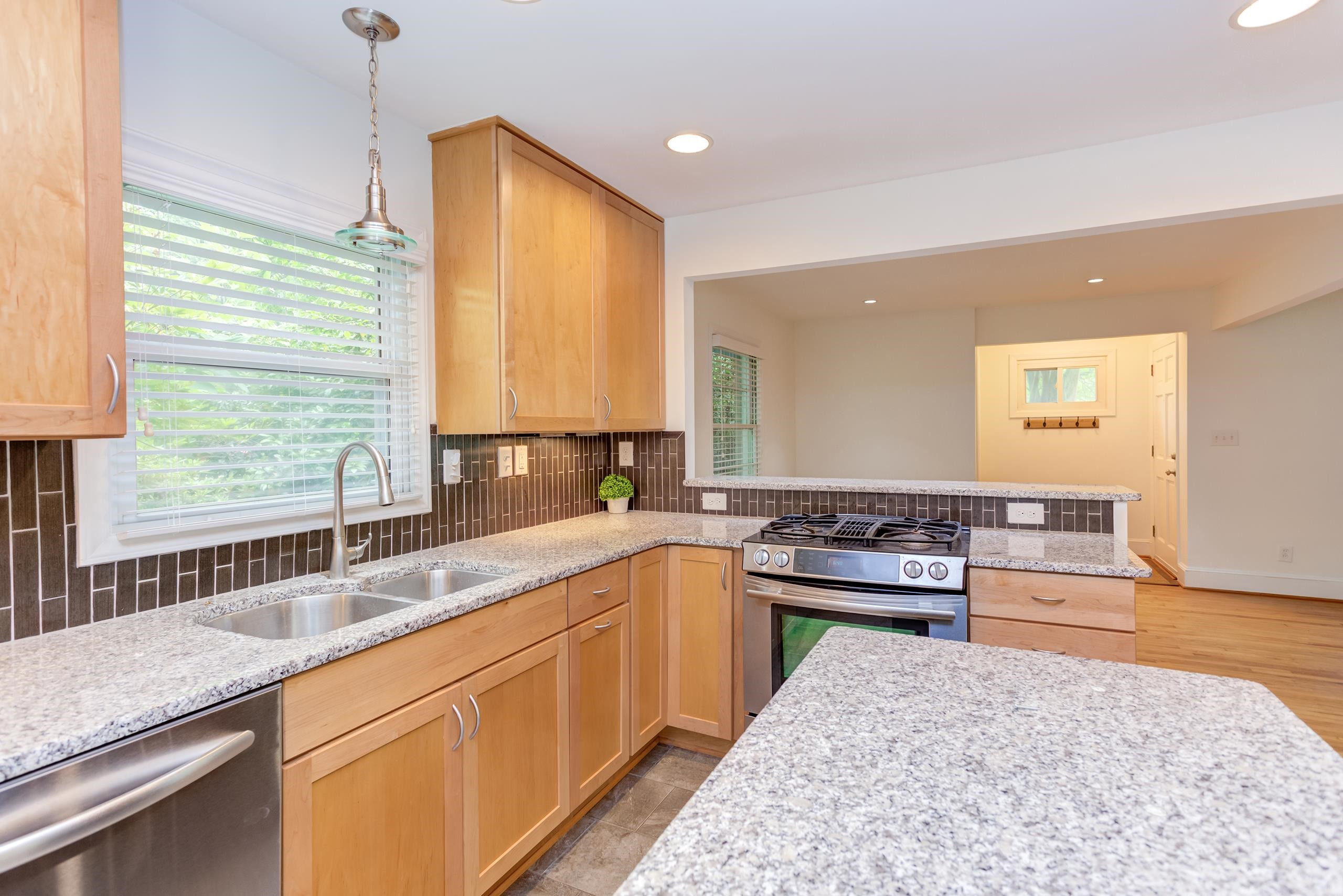 2715 North Mayview Road Raleigh, NC 27607 - Photo 16 of 47 Photo 16