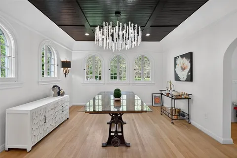 $1,195,000 | 6802 Clayton Avenue, Dallas, TX 75214