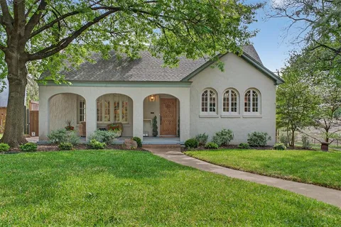 $1,195,000 | 6802 Clayton Avenue, Dallas, TX 75214