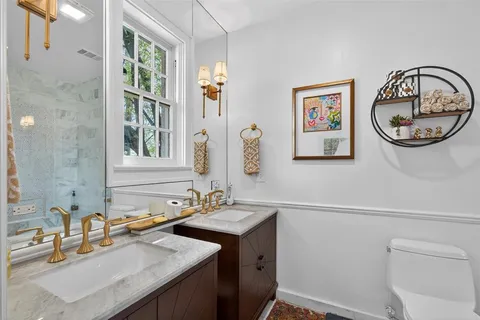 $1,195,000 | 6802 Clayton Avenue, Dallas, TX 75214