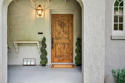 $1,195,000 | 6802 Clayton Avenue, Dallas, TX 75214