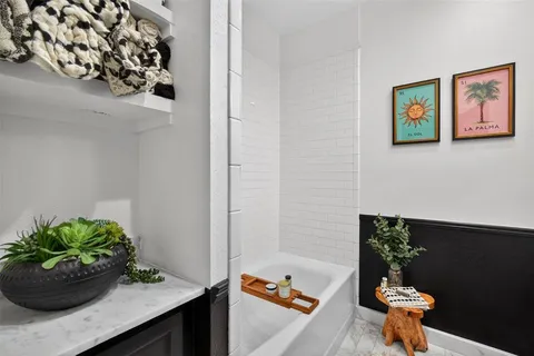 $1,195,000 | 6802 Clayton Avenue, Dallas, TX 75214