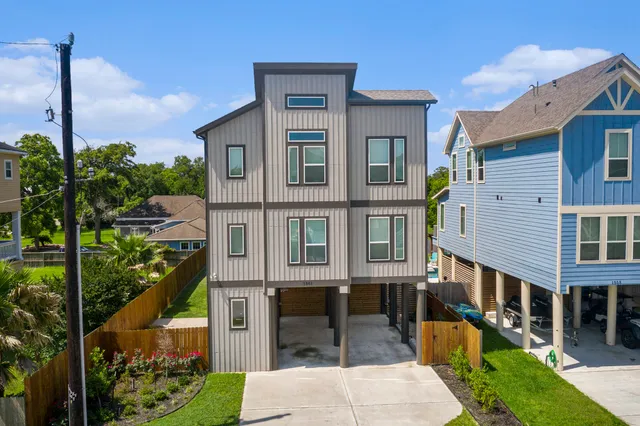 $3,800 | 1501 Ashley Court, Seabrook, TX 77586