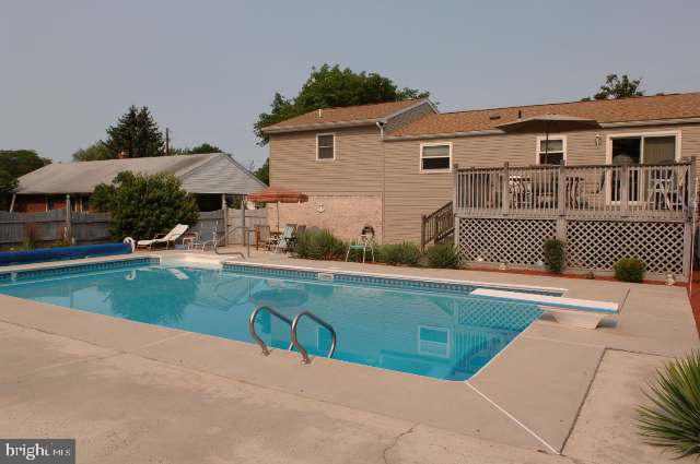 1328 Albany Road Harrisburg, PA 17112 - Photo 2 of 9 Gallery Image 2
