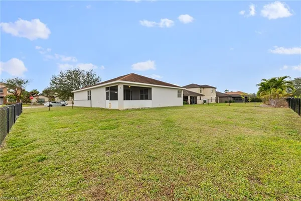$275,000 | 300 Shadow Lakes Drive, Lehigh Acres, FL 33974